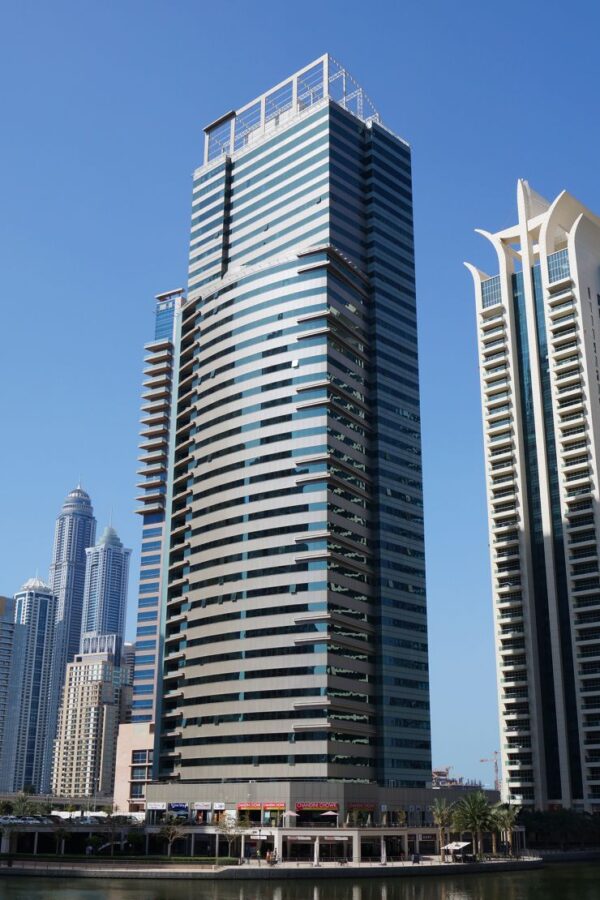 One Lake Plaza - JLT